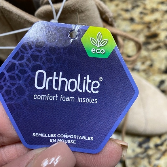 NWT TOMS Suede Wedges with Ortholite Insoles - Picture 6 of 7